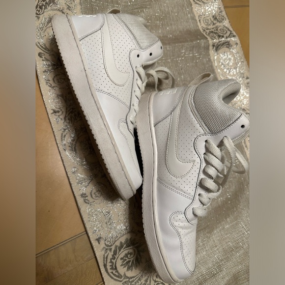 White Nikes - Picture 2 of 5